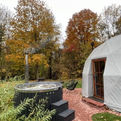 vasarojus-sveikatinimasis-maudynes-karstame-kubile